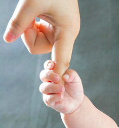 點擊瀏覽下一張 90后媽媽溺死親生女