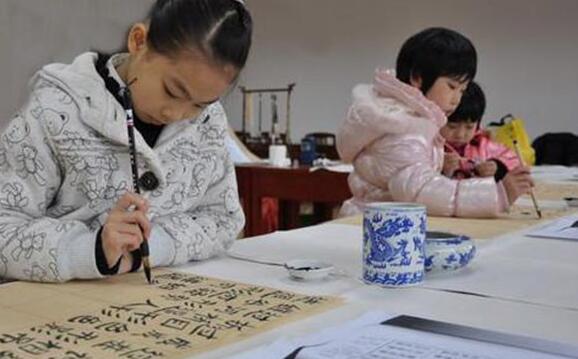 開一家書法培訓班賺錢嗎