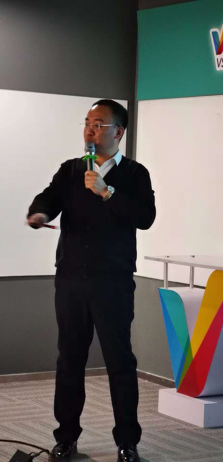 特許經(jīng)營第一人李維華走進(jìn)中關(guān)村創(chuàng)客課堂